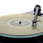 Rega Planar 2 Turntable